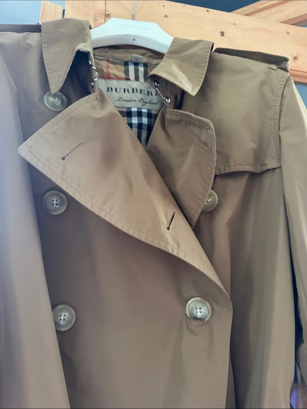 Burberry coated nylon trench coat - Picture 2 of 9